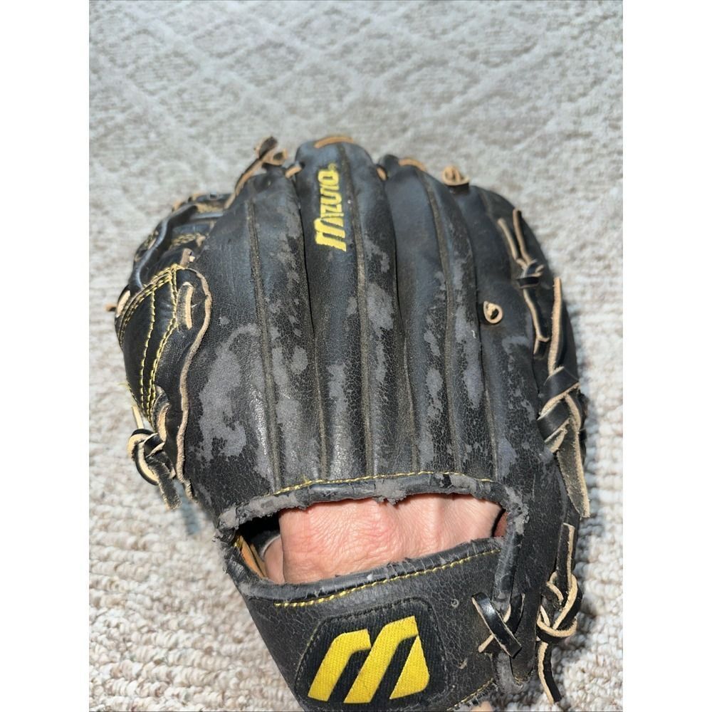 Mizuno Max Flex 13" Softball Baseball LHT Glove - USED - Needs Oiled
